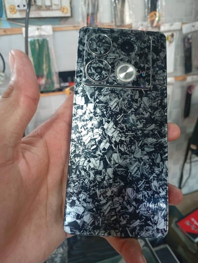 Infinix Note 40 0