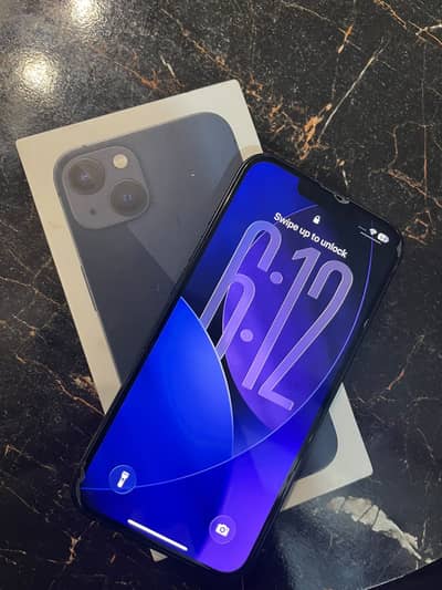 Apple iPhone 13