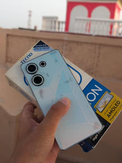 Tecno CAMON 20