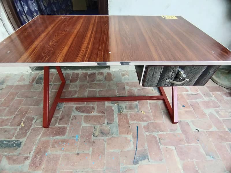 Study Table 0