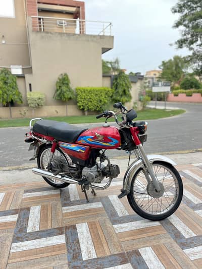 Honda CD 70 2016 model