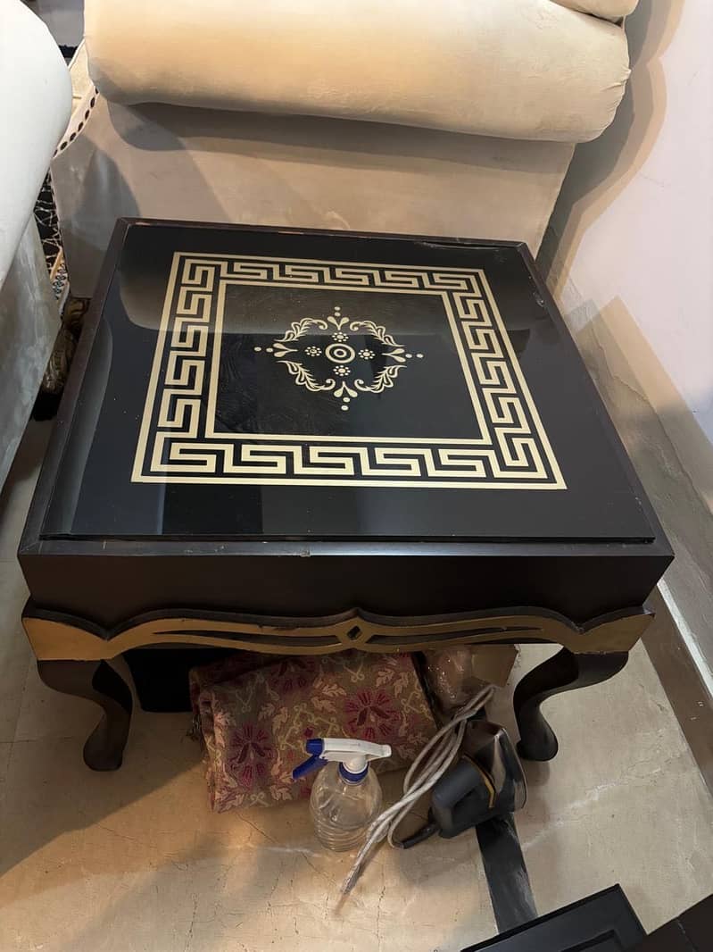 Coffee table 4