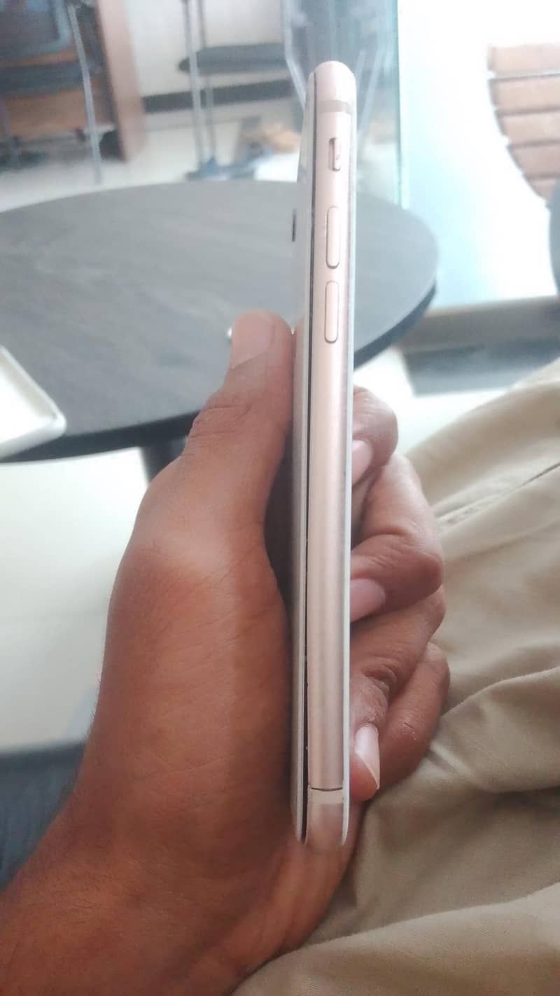 Apple iPhone 8 2
