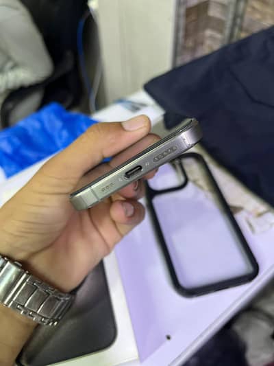 Apple iPhone 15 Pro