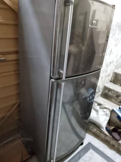 Dawlance Fridge For Sale in a Good Condition