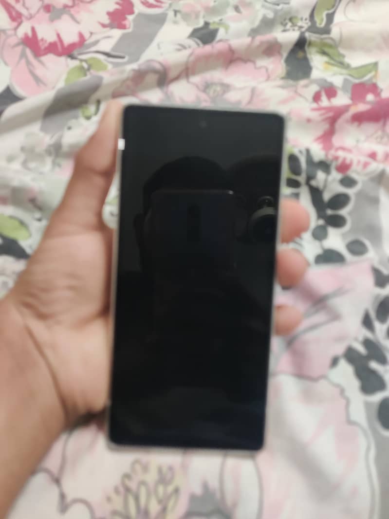 Google Pixel 7a 5