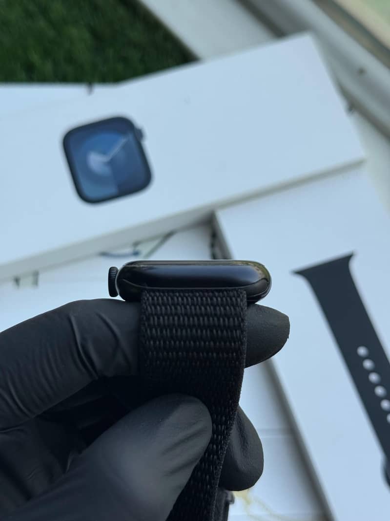 apple-watch-series-9-smart-watches-1116964446