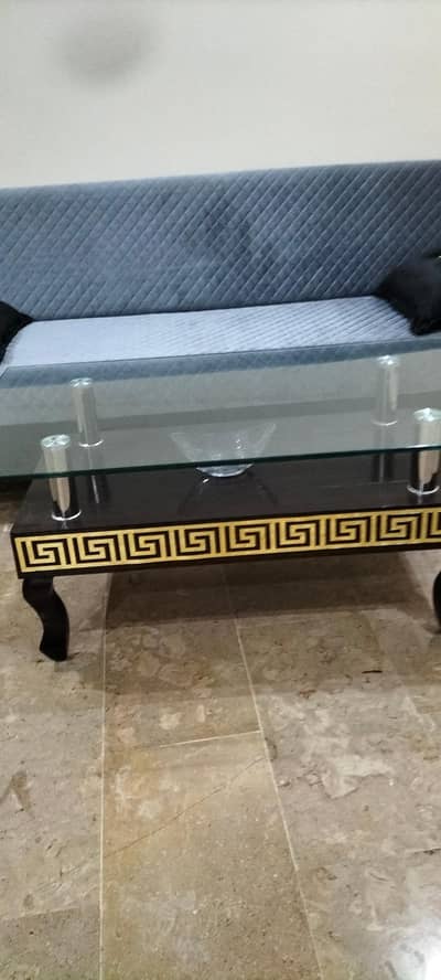 Glass table for sale in Malir