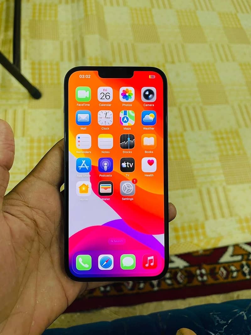 iPhone 14 plus 3