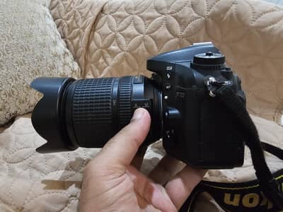 Nikon D7100 DSLR 24MP + 18-140mm VR Lens | 32GB SD | Low Shutter Count