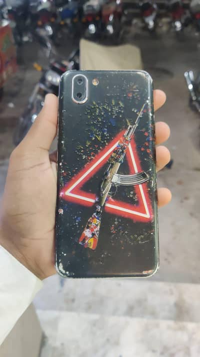 Aqus R2 gaming phone