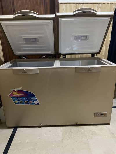 Dawlance 2 door freezer