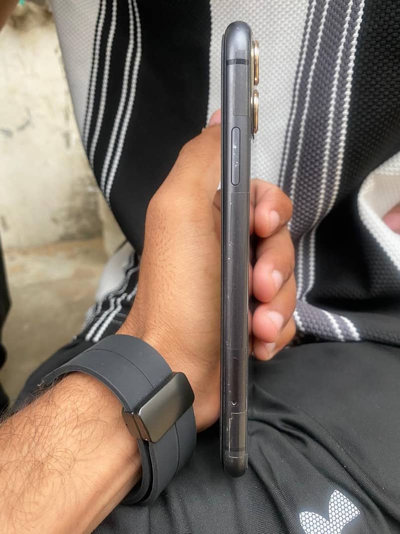 Apple iPhone 11 1