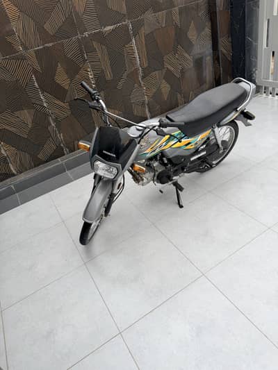 Honda 70 dream