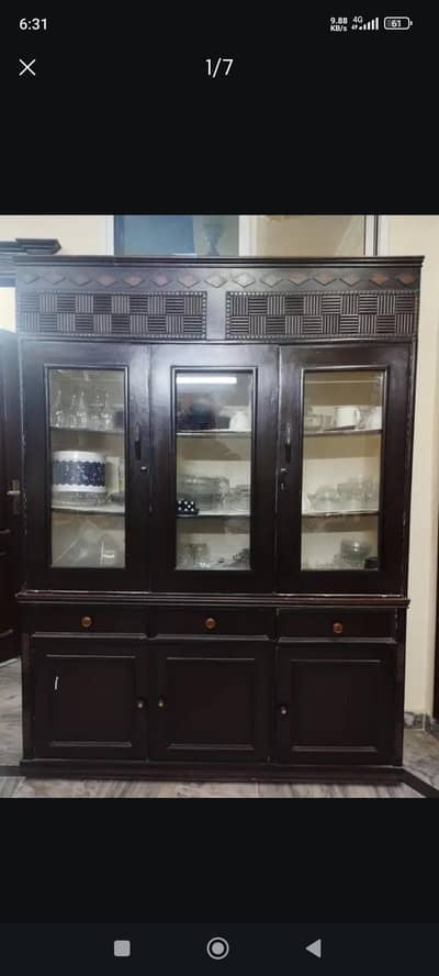 Selling Showcase in Good Condition