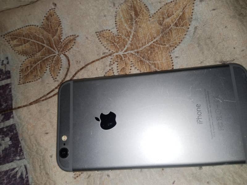 Apple iPhone 6 2