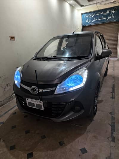 Prince Pearl seal pack car urgent sale