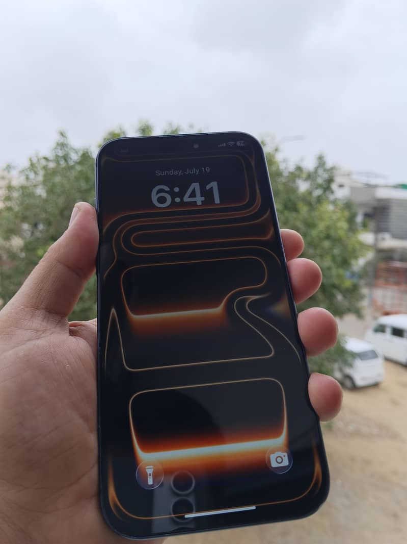 iPhone 17 Pro Max 1