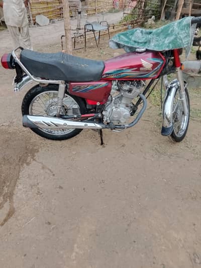 125 genuine condition sale urgent