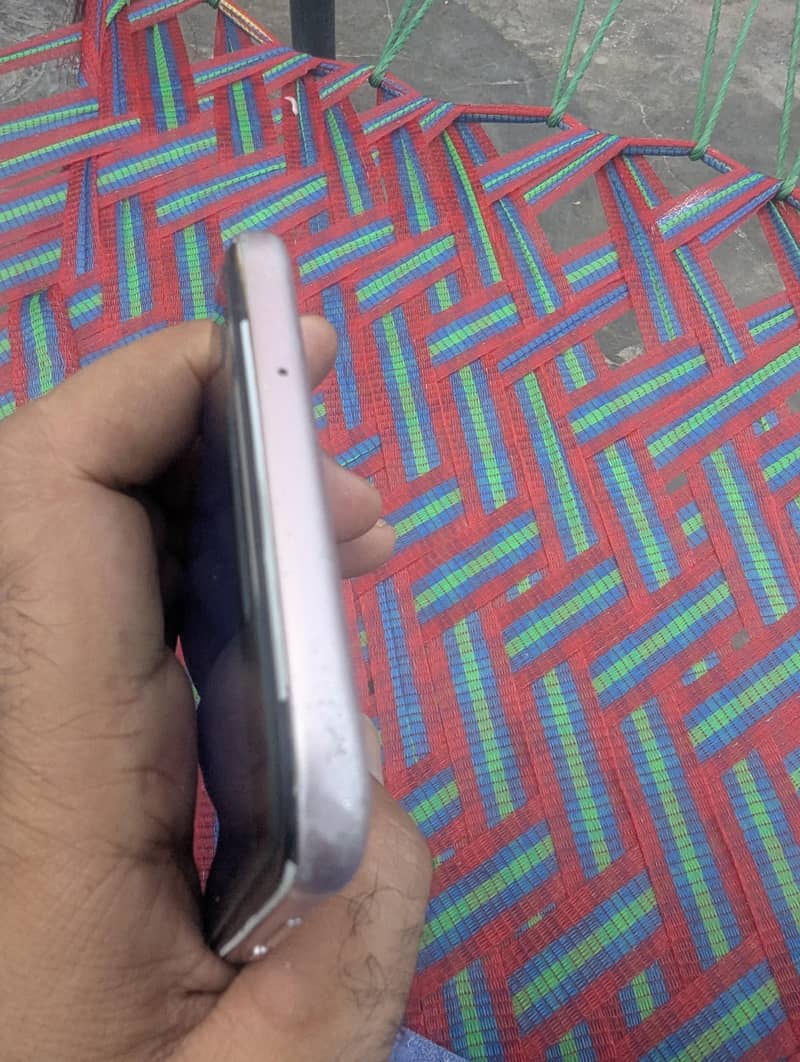 Huawei Nova 2 Plus 3