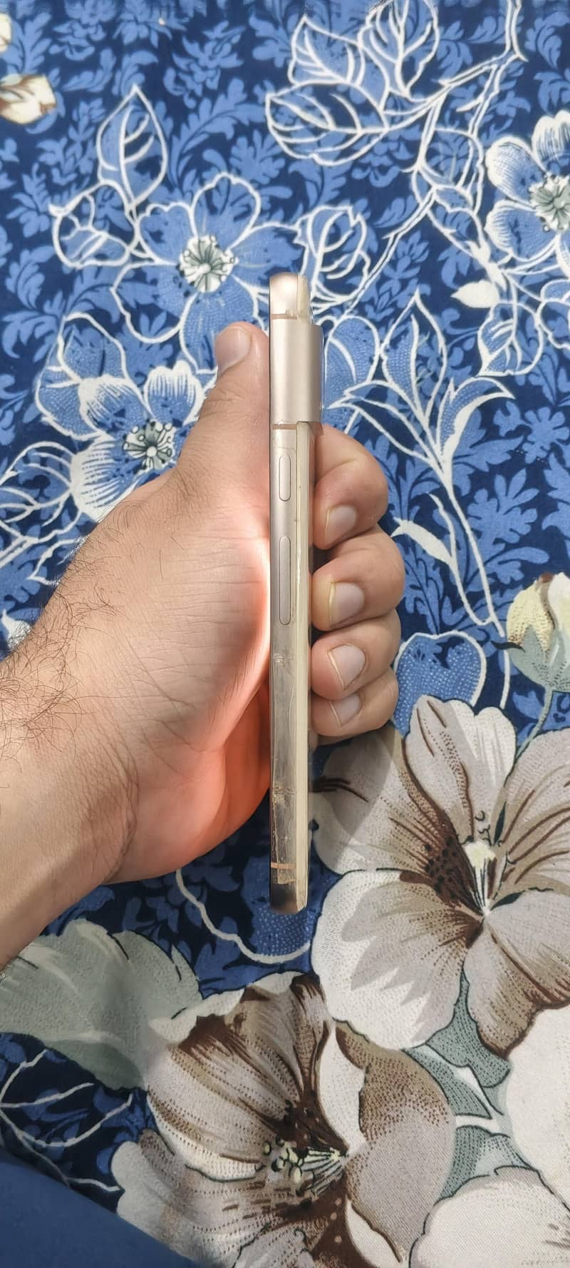 Google Pixel 8 4