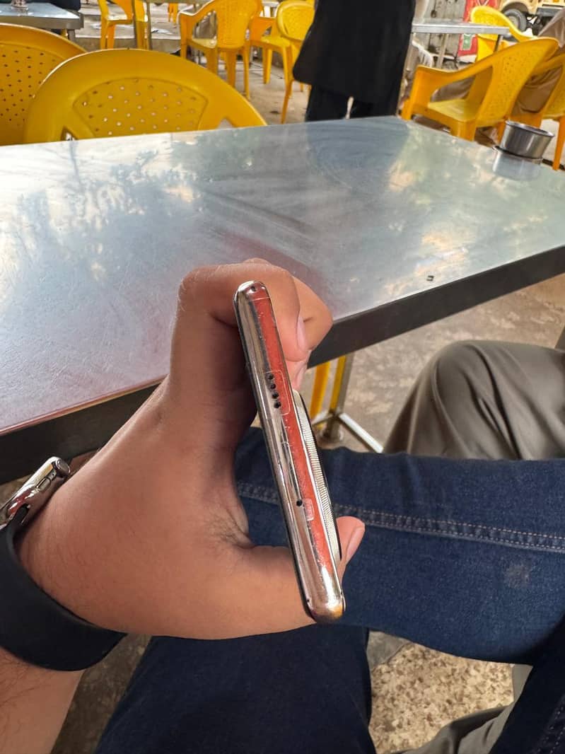 Tecno CAMON 30S 4