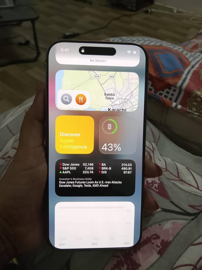 Apple iPhone 16 Pro Max 1