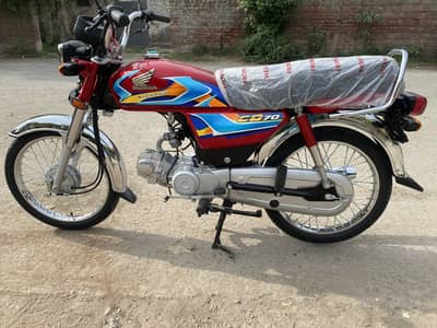 2026 model red colour