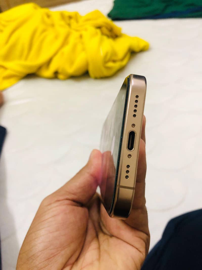 IPhone 16 Pro 1