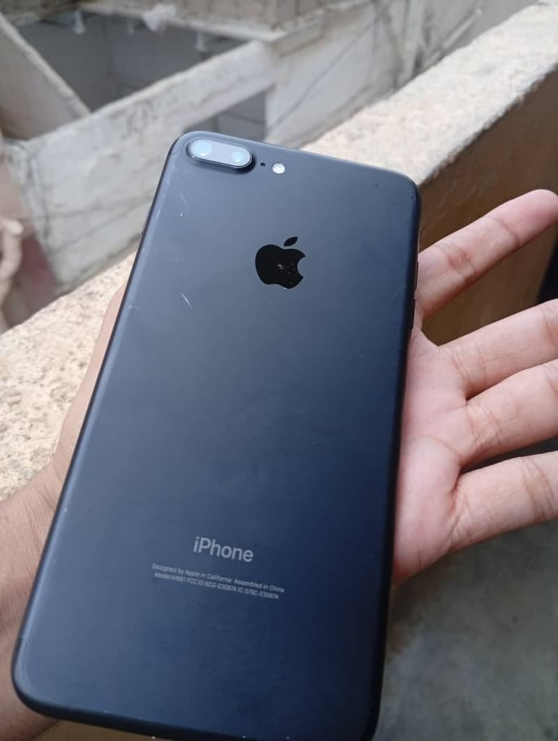 iPhone 7 Plus 2