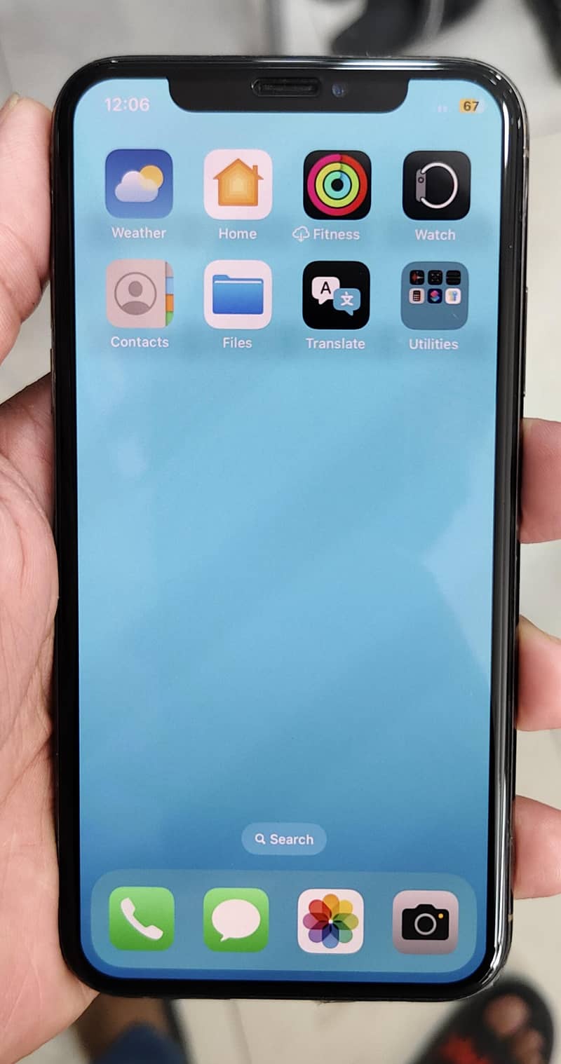 Apple iPhone XS 1