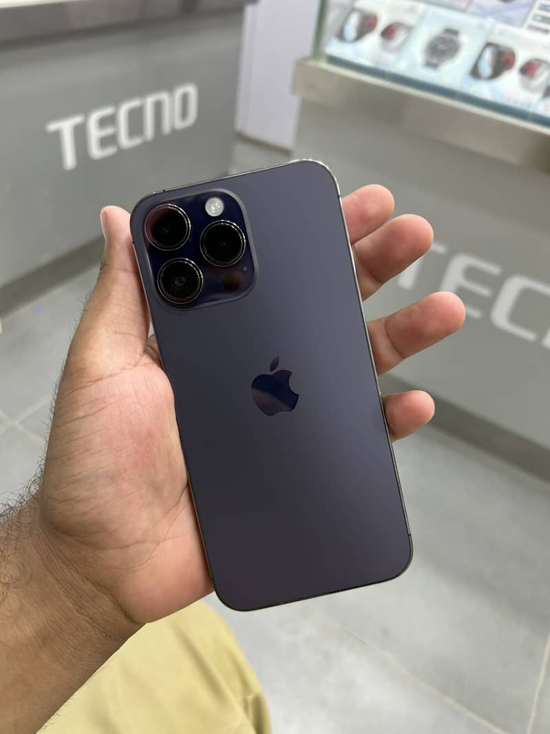 iPhone 14 Pro Max 0
