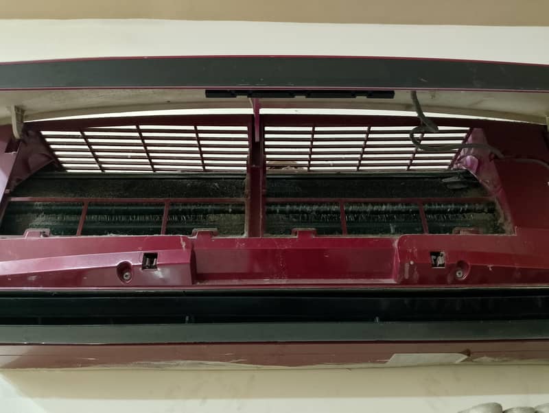 Dawlance split ac used 4