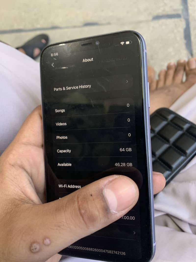 Apple iPhone 11 3