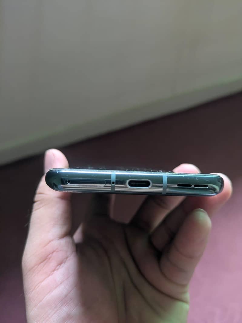 One Plus 9 pro 1