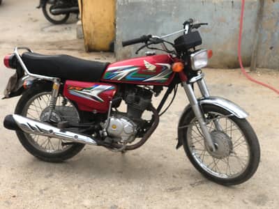 Honda CG 125 2023