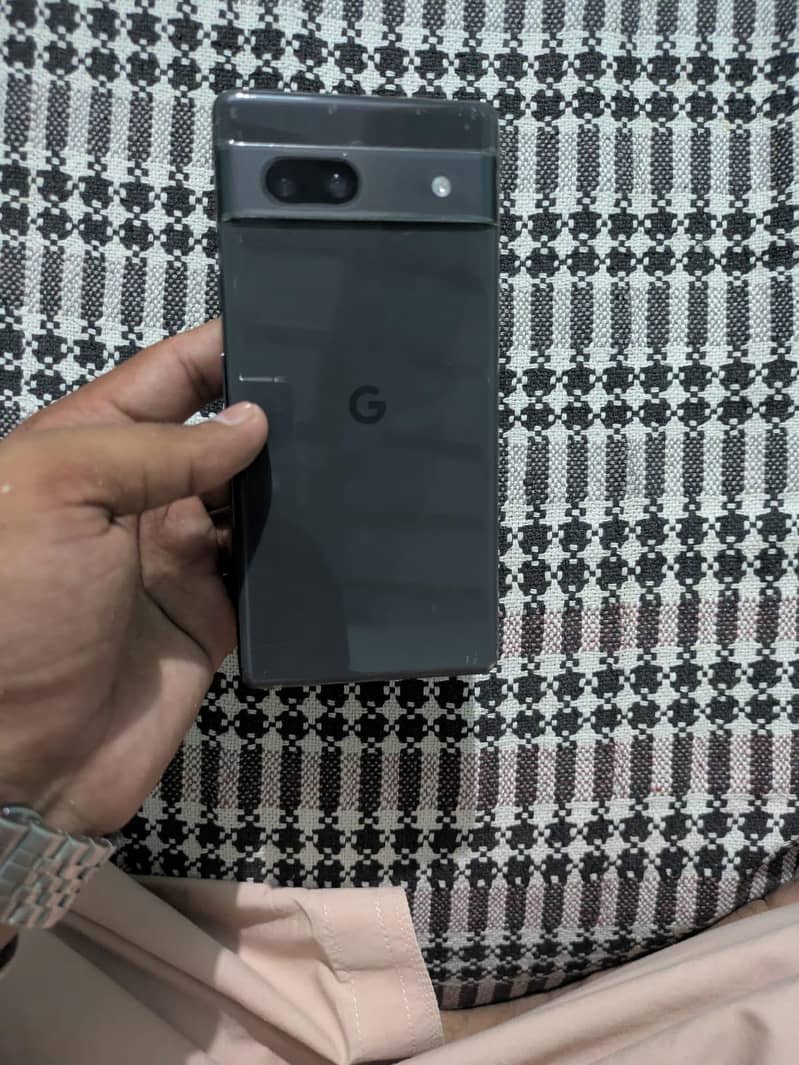 Google Pixel 7a 2