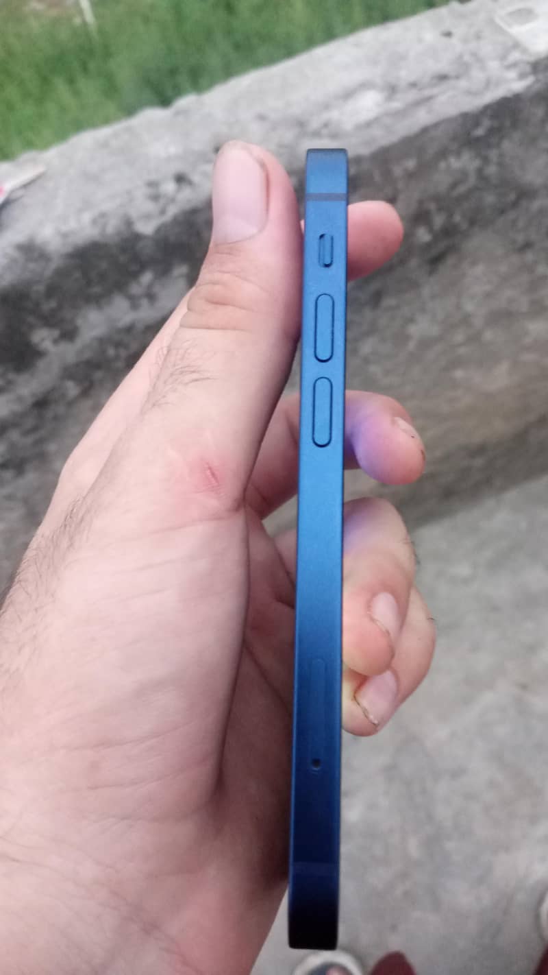 Apple iPhone 12 mini 2