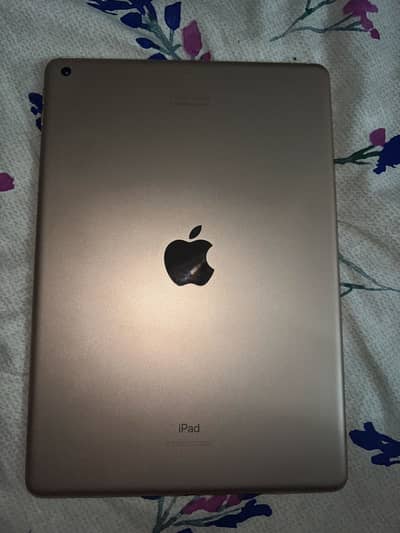 Ipad 7th generation— 32 Gb condition 10/10