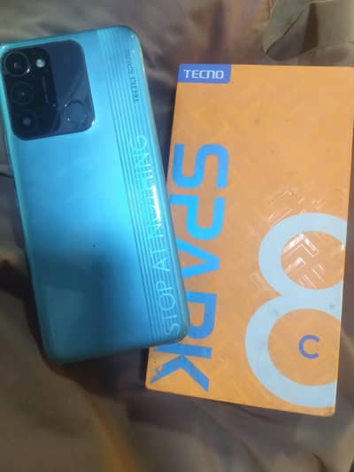 Tecno Spark 8C