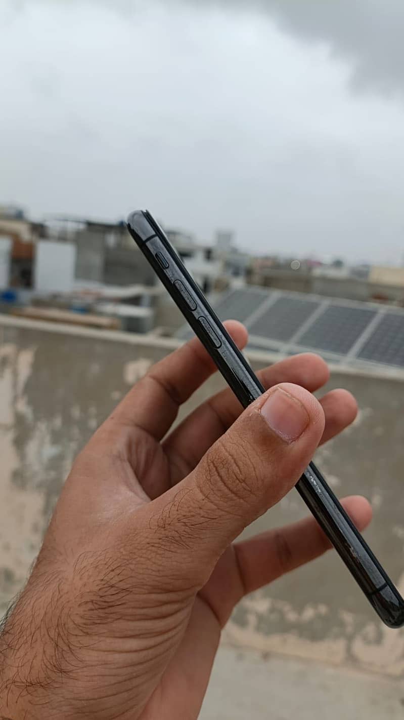Apple iPhone X 2