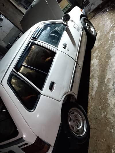 Suzuki Khyber 1990