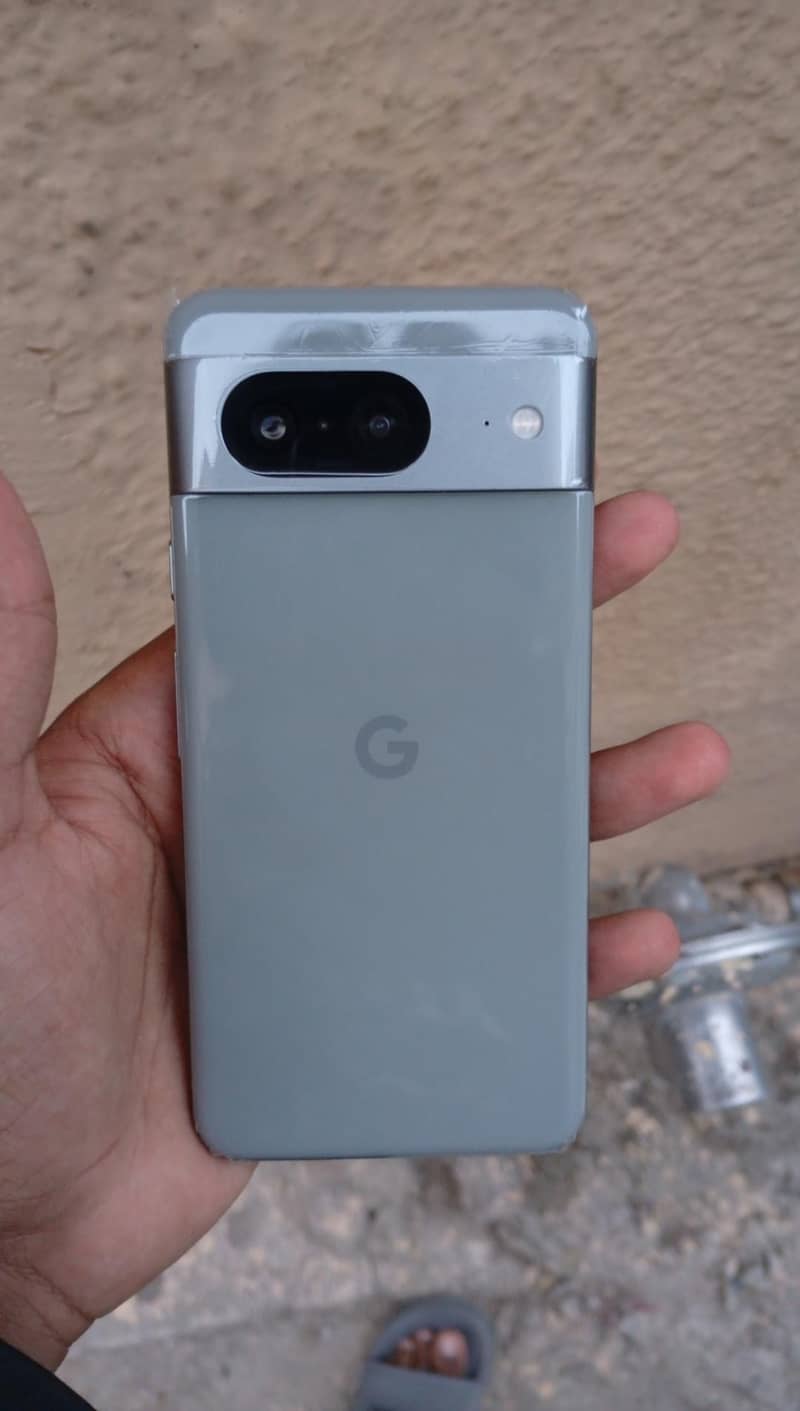 Google Pixel 8 5
