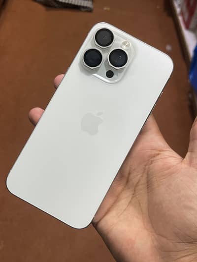 Apple iPhone 15 Pro Max