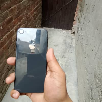 Apple iPhone 8