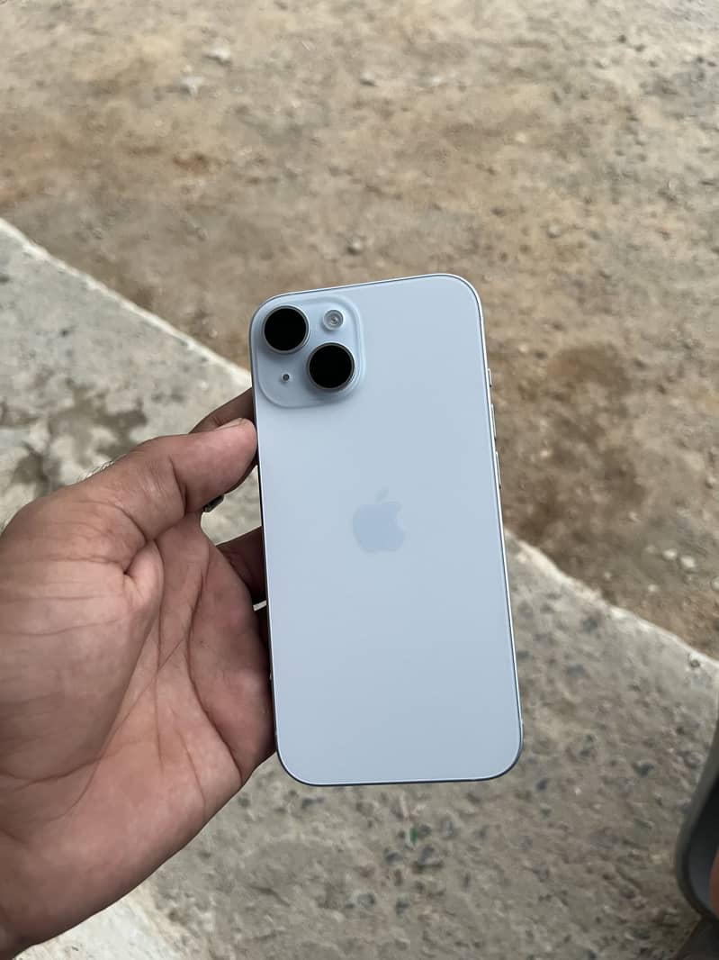 Apple iPhone 15 3