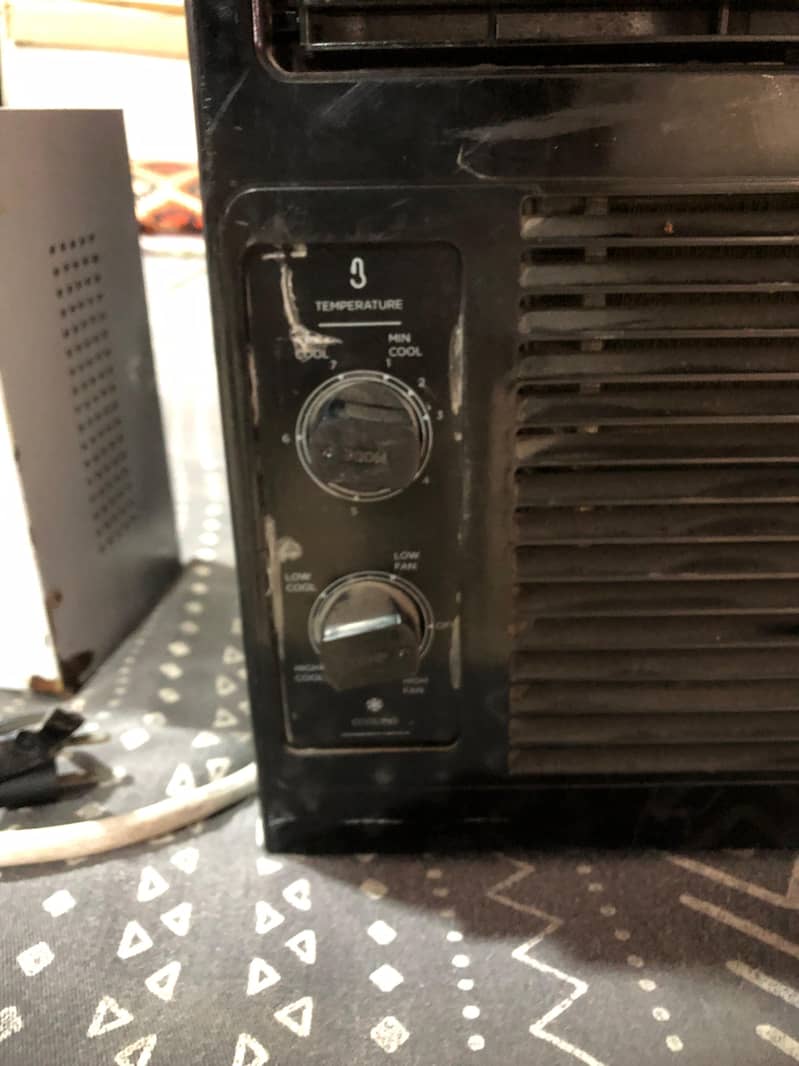 Black AC 1