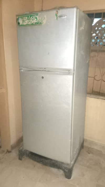 Gibco inverter Fridge 20 cubic important urgent