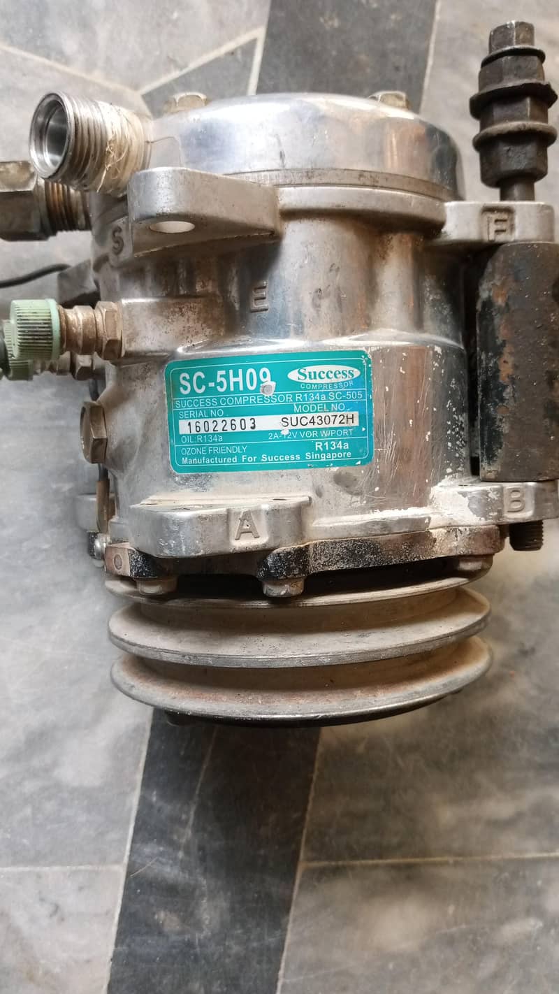 car ac compressor unit 0