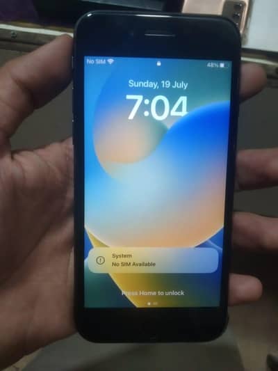 Apple iPhone 8